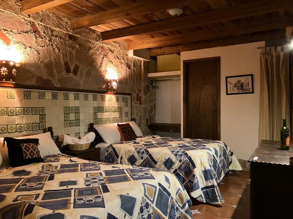 Hotel & Cava La Parroquia